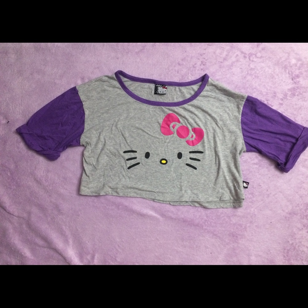 🍁5/$25 Hello Kitty Cropped 3/4 Sleeve Tee